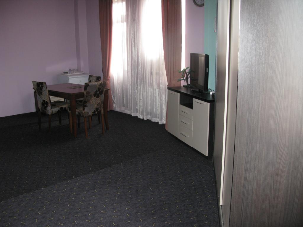Deniz Guest House นาบรัน ภายนอก รูปภาพ