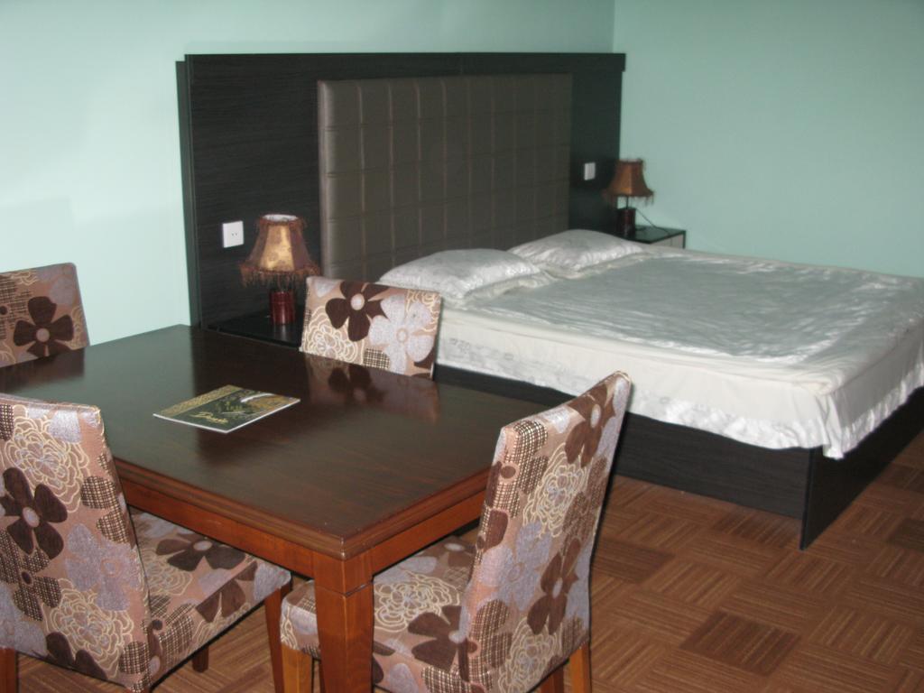 Deniz Guest House นาบรัน ภายนอก รูปภาพ